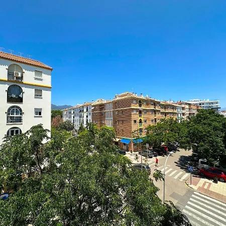 Catalina - Close To The *