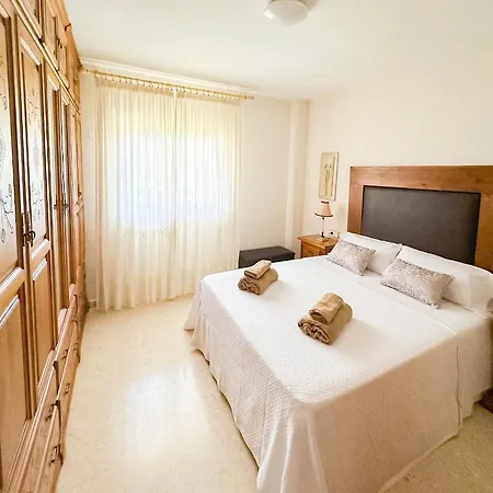 Catalina - Close To The Apartment Estepona