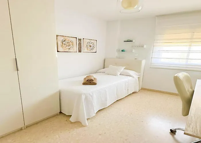 Catalina - Close To The Apartament *