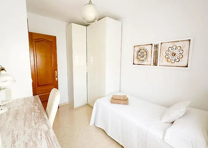 Catalina - Close To The *