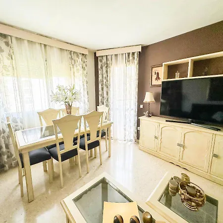 Catalina - Close To The * Эстепона