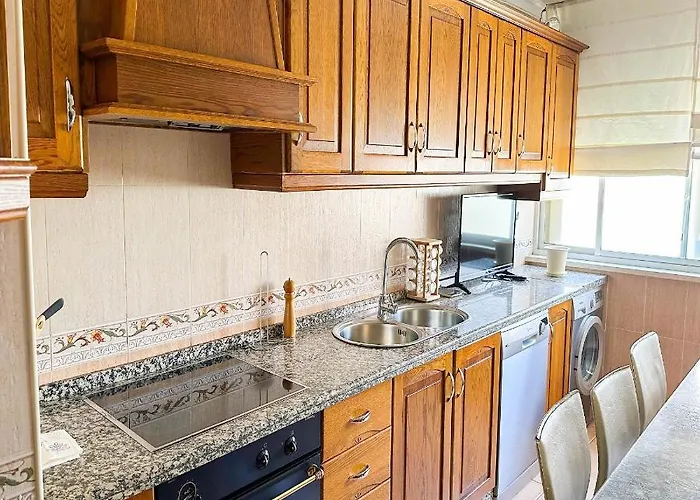 Catalina - Close To The *